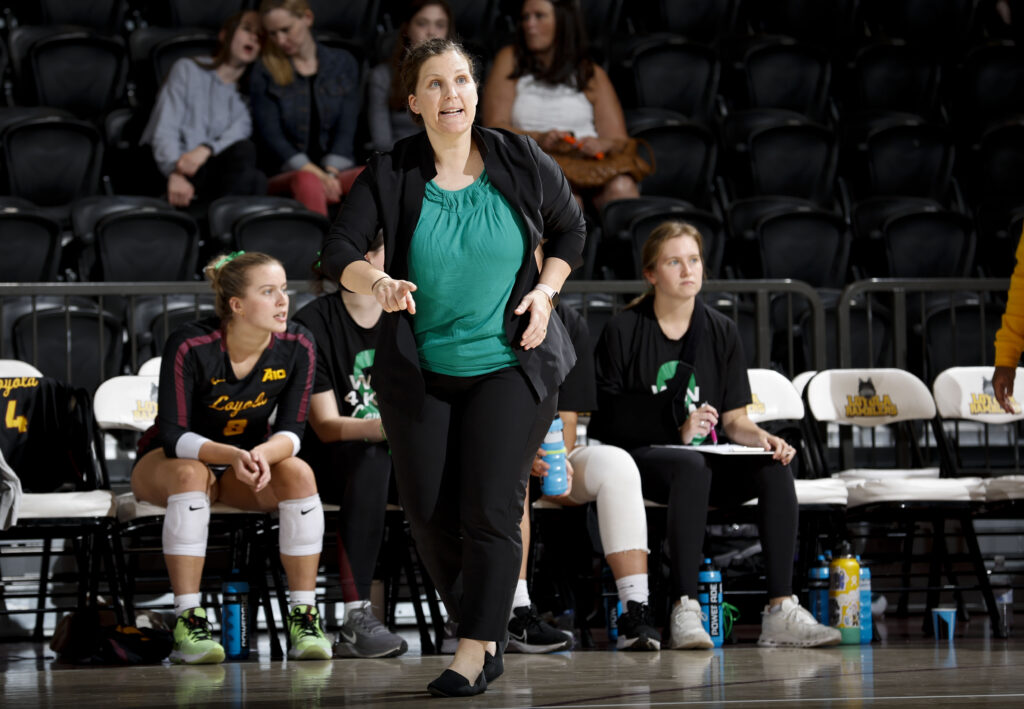 Women’s Volleyball Head Coach Amanda Berkley Picks Up 200th Career Win ...