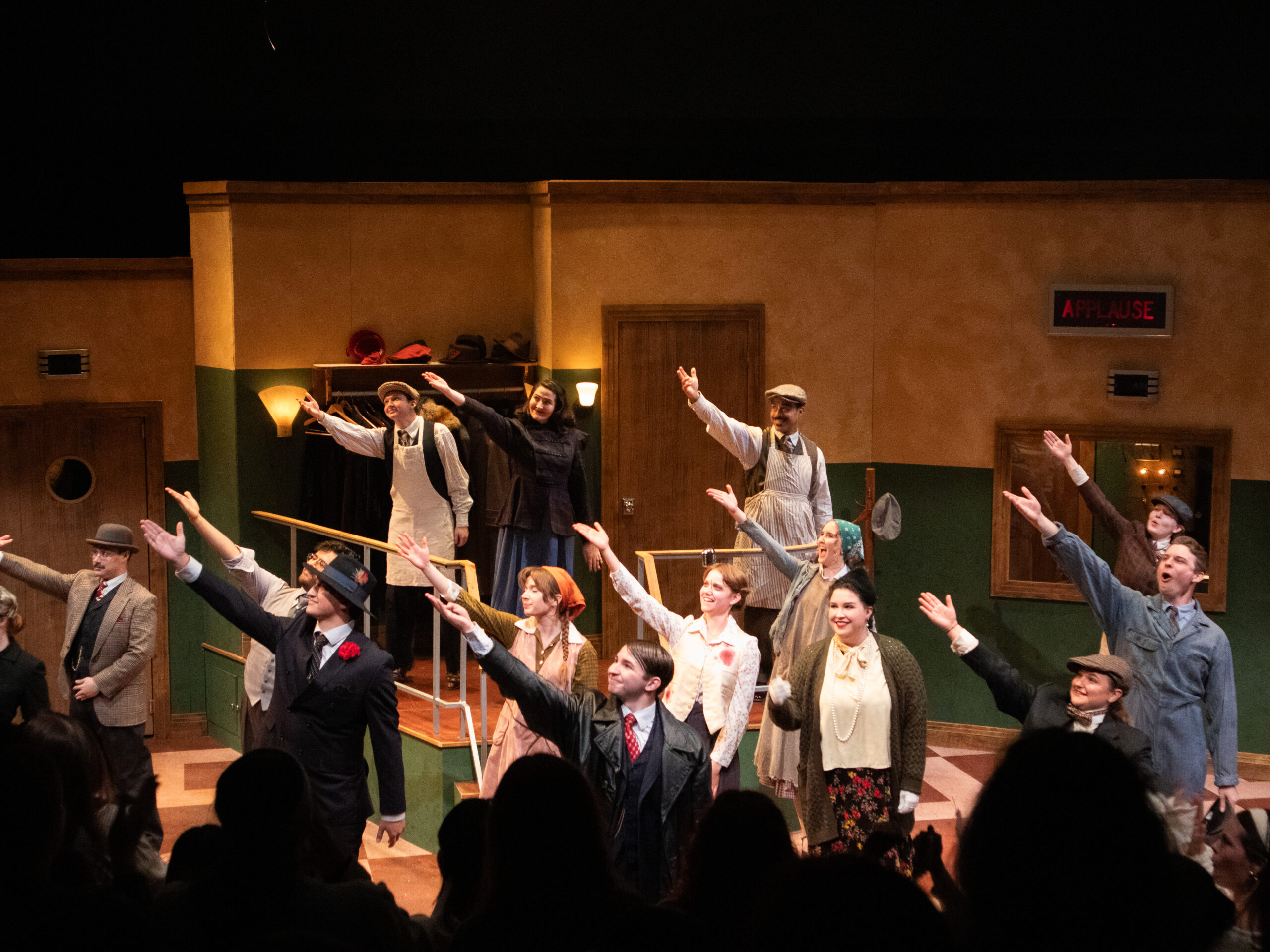 ‘The Resistible Rise of Arturo Ui’: An Irresistible Satire of Tyranny ...