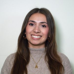 Alejandra-headshot1
