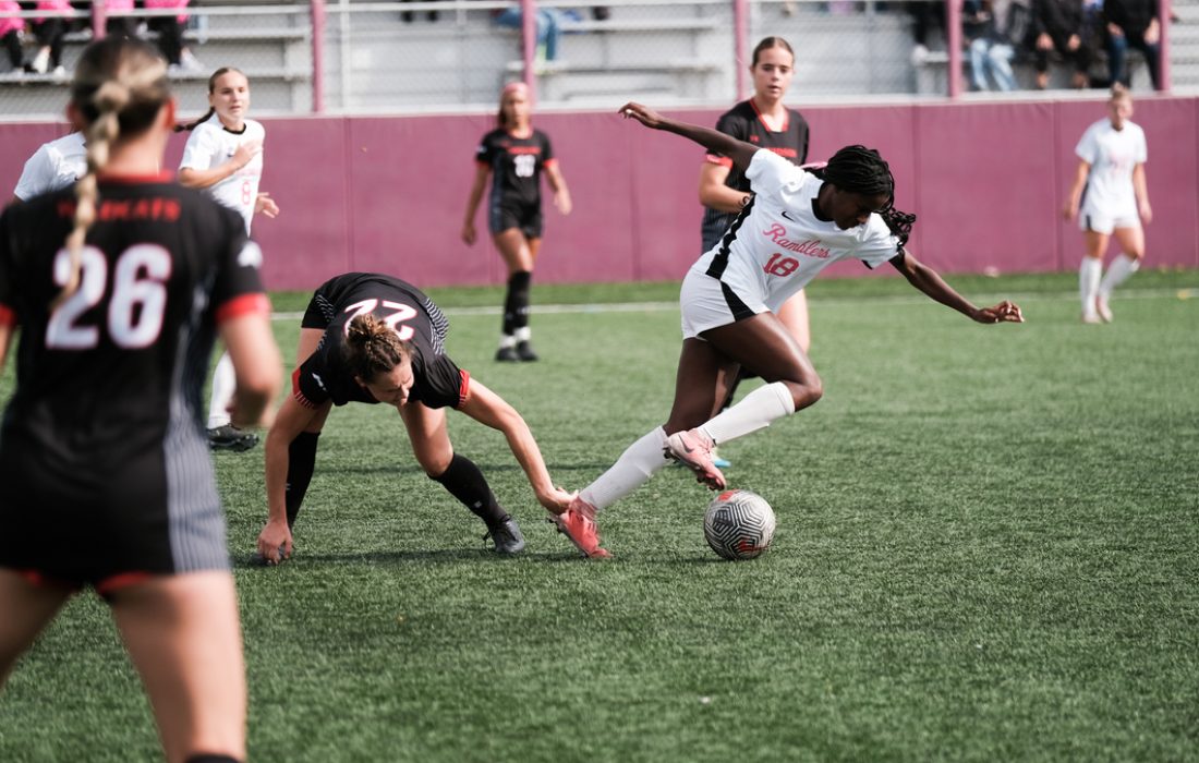 Second-year forward Jadyn Harris scored the only goal of the match in the 32nd minute. (Caroline Clifford | The Phoenix)