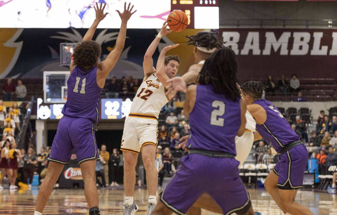 Holden_Green_-_MBB_12_9_23_vs_Goshen_College-23