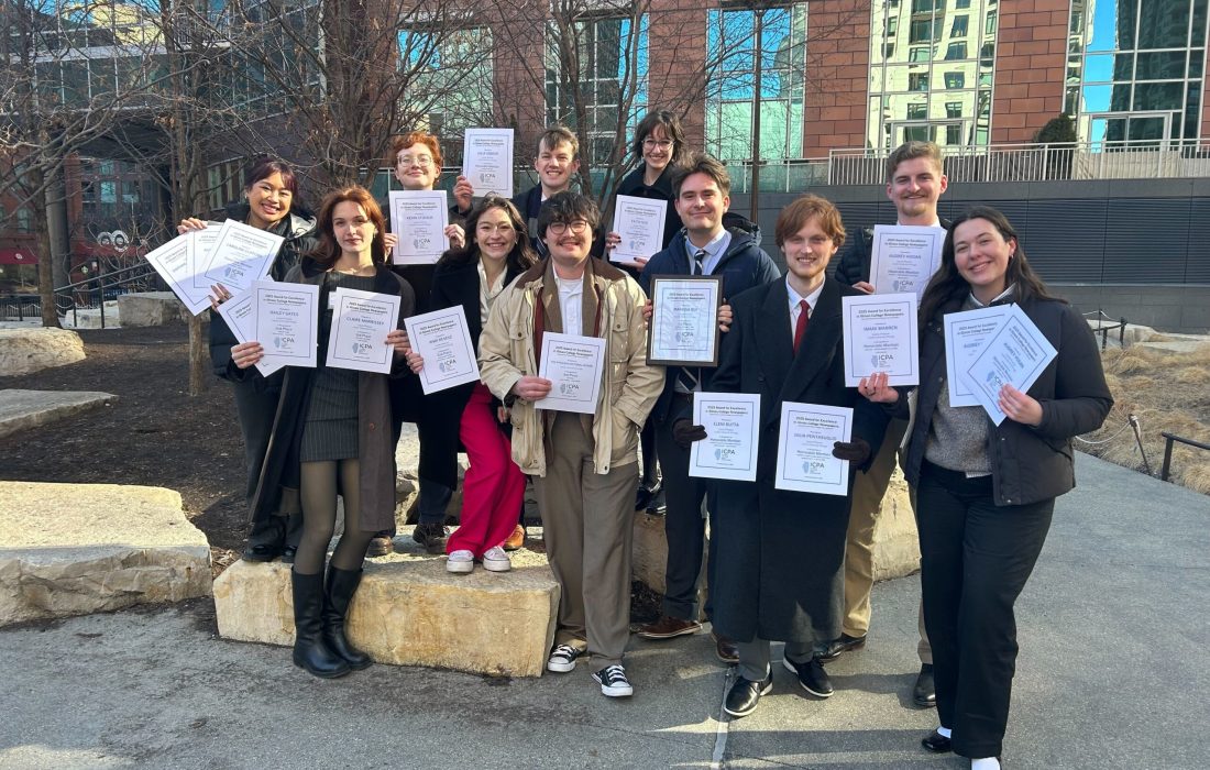 The 2024-2025 Loyola Phoenix staff after attending the ICPAs conference. (Katie Drews/The Phoenix)