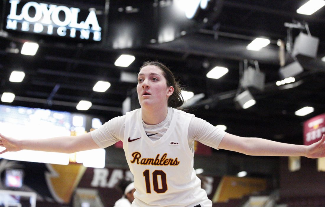 Bessette guards an inbound pass. (Tiziana Mongu | The Phoenix)
