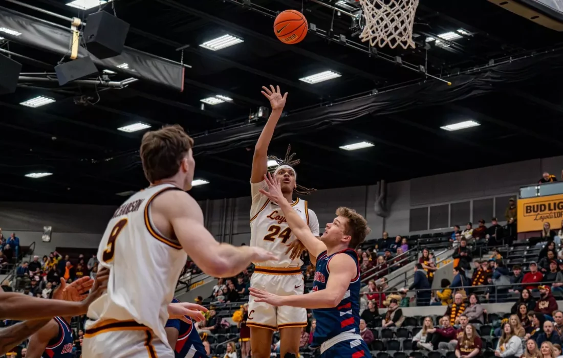 Rubin hits a floater. (Courtesy of Loyola Athletics)