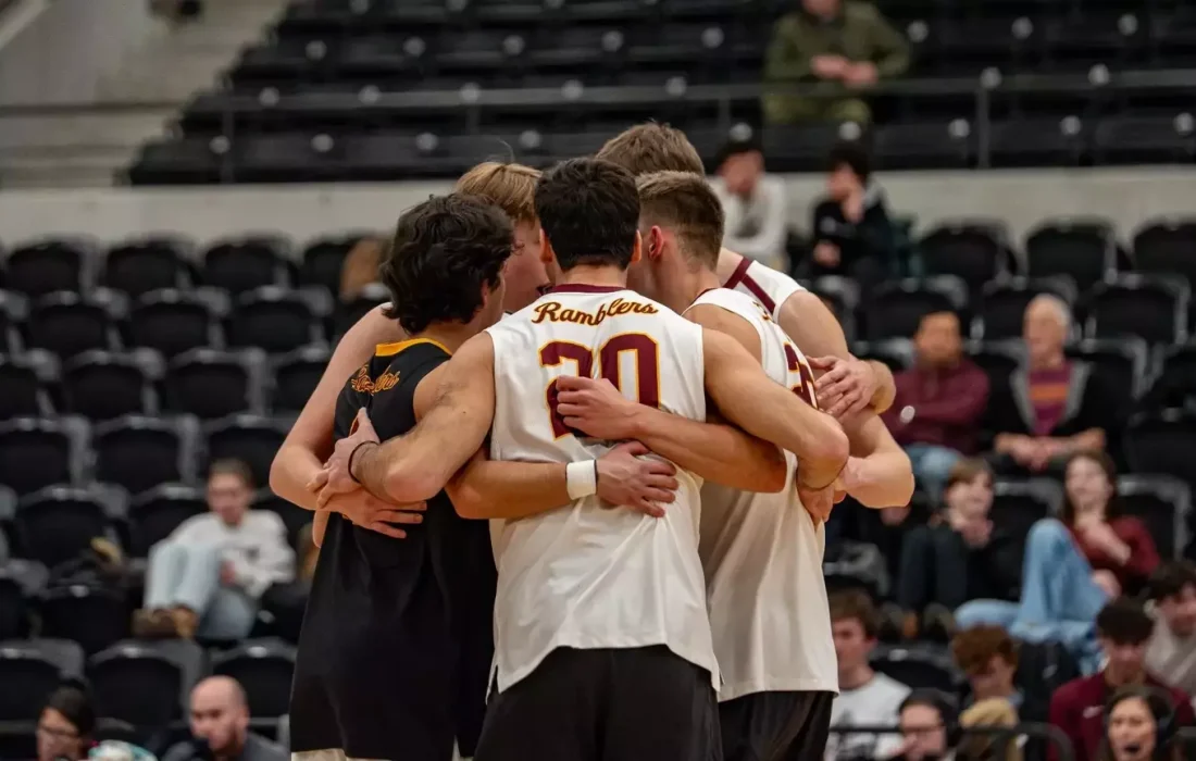 Loyola men's volleyball huddles during their four-set loss to Lindenwood University. (Courtesy of Loyola Athletics)
